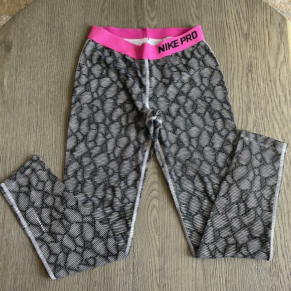 Nike Pro workout pants - Picture 4 of 4